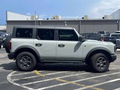 Used 2024 Ford Bronco Big Bend AWD/4WD image 2
