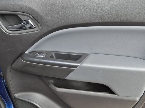 Used 2019 Chevrolet Colorado Z71 image 28