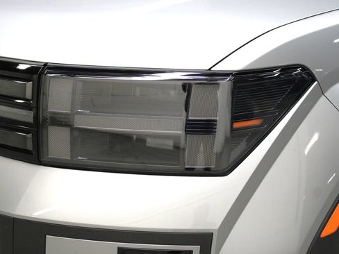 Used 2024 Hyundai Santa Fe Limited image 46