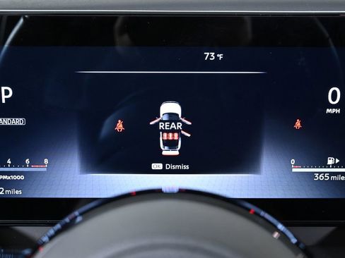 Certified 2025 Nissan Kicks SR image 18