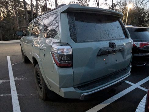 Certified 2022 Toyota 4Runner TRD Off-Road Premium image 5