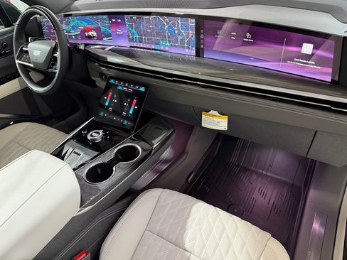 New 2026 Cadillac Escalade IQ Luxury 1 w/ LPO, Floor Liner Package image 52