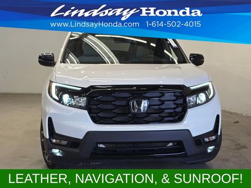 Used 2023 Honda Passport Elite image 2