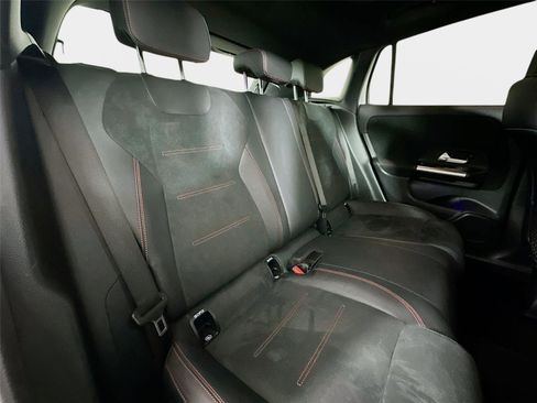 Certified 2023 Mercedes-Benz GLA 250 4MATIC image 36