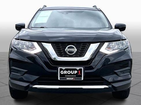 Certified 2020 Nissan Rogue SV image 4