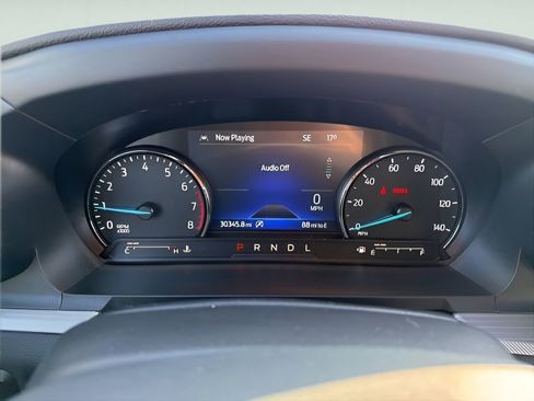 Used 2023 Ford Explorer XLT w/ Equipment Group 202A image 33