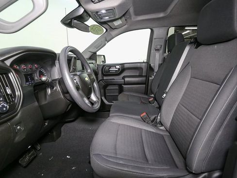 Used 2024 Chevrolet Silverado 1500 Custom image 34