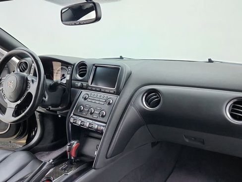 Used 2012 Nissan GT-R Black Edition image 25