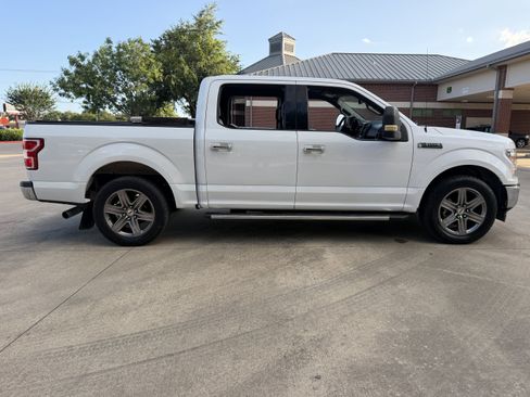 Used 2018 Ford F150 XLT w/ Equipment Group 302A Luxury RWD image 8