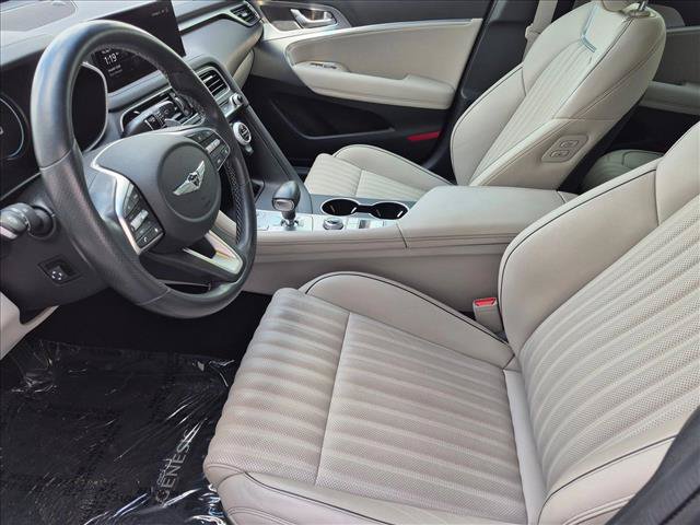 Used 2023 Genesis G70 3.3T RWD image 16