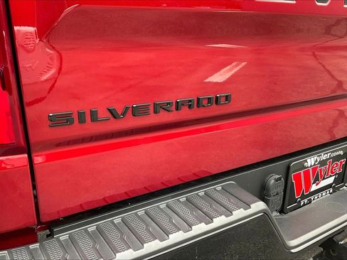 Used 2021 Chevrolet Silverado 1500 LT Trail Boss w/ Bed Protection Package image 26