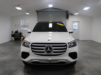 Used 2025 Mercedes-Benz GLS 450 4MATIC video 3
