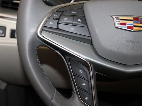 Certified 2025 Cadillac XT5 Premium Luxury w/ Technology Package AWD/4WD image 23