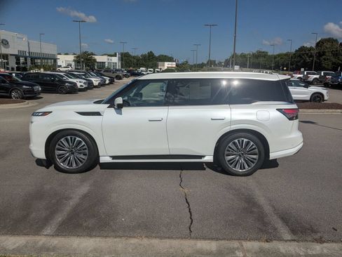 Used 2025 INFINITI QX80 Luxe AWD/4WD image 6
