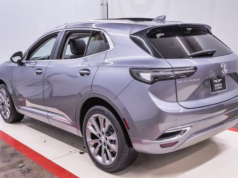 Used 2021 Buick Envision Avenir w/ Technology Package II image 8