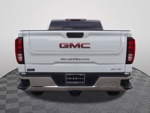 Used 2024 GMC Sierra 1500 SLE AWD/4WD image 3
