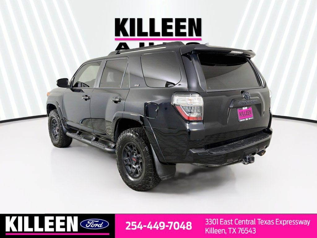 Used 2021 Toyota 4Runner SR5 Premium w/ Moonroof Package AWD/4WD image 7