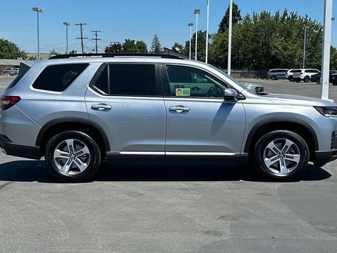 New 2026 Honda Pilot EX-L image 3
