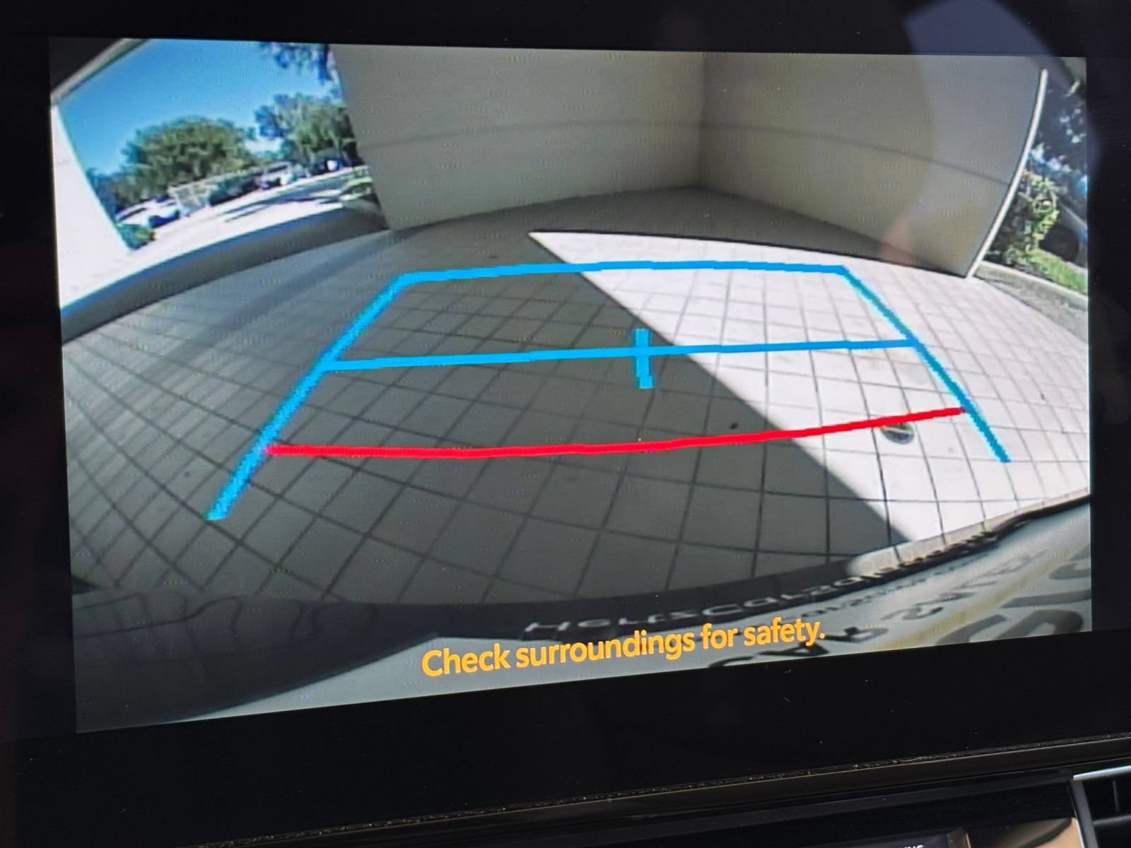 Used 2025 Toyota Sienna XLE FWD image 25