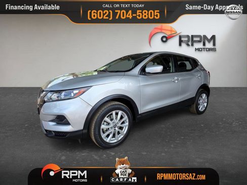 Used 2021 Nissan Rogue Sport S image 3