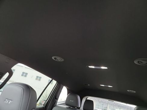 New 2026 Buick Enclave Sport Touring w/ Power Package image 18