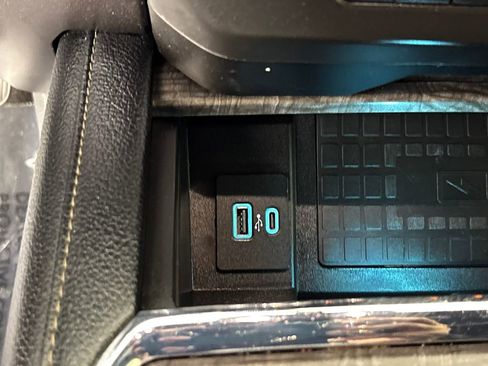 Used 2020 Ford Expedition Max Limited w/ Special Edition Package image 24