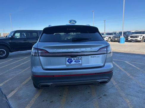 Used 2020 Lincoln Nautilus Reserve image 4