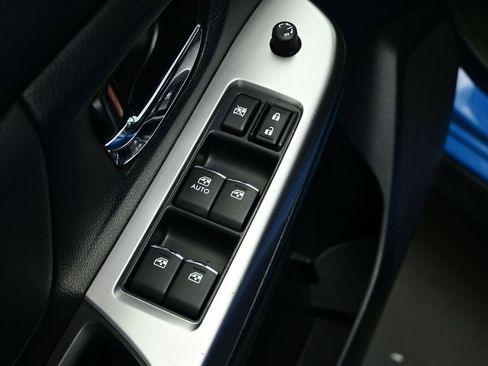 Used 2016 Subaru Crosstrek 2.0i Limited w/ Popular Package #2 image 17