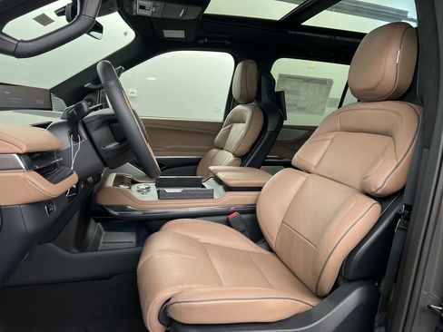New 2025 Lincoln Navigator Black Label image 29