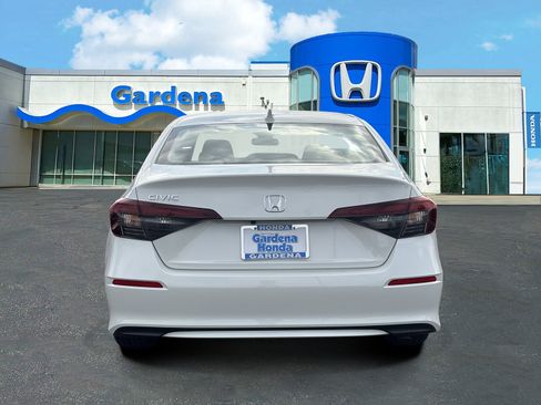 Used 2026 Honda Civic LX image 5