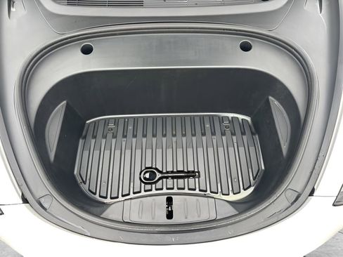 Used 2021 Tesla Model 3 Standard Range Plus image 34