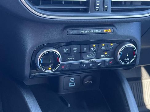 Certified 2022 Ford Escape SEL AWD/4WD image 26