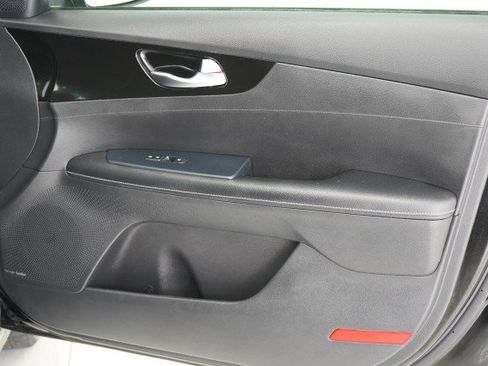 Used 2021 Kia Forte EX FWD image 42