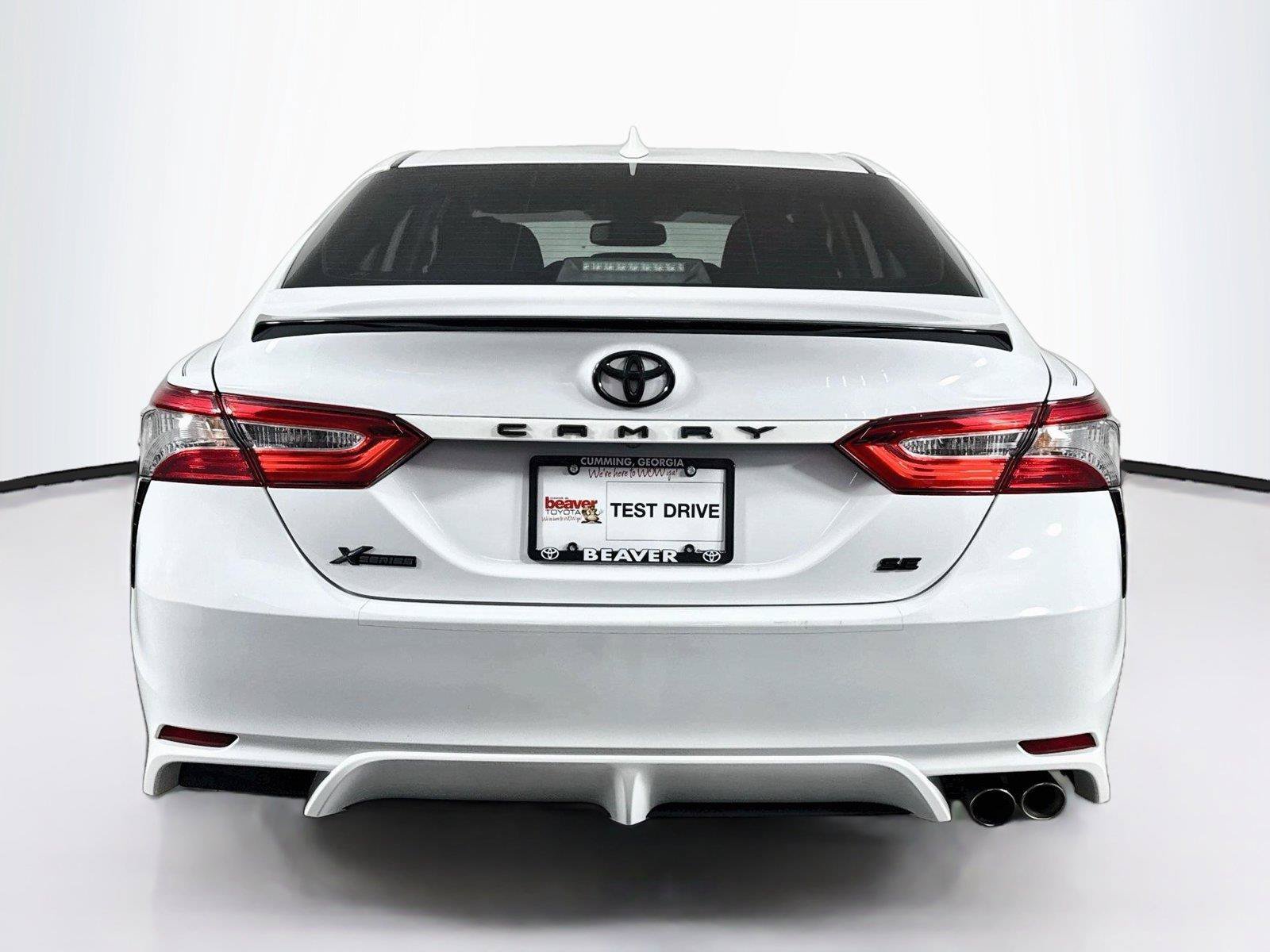 Used 2019 Toyota Camry SE w/ Convenience Package FWD image 10