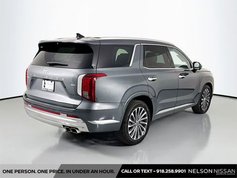 Used 2025 Hyundai Palisade Calligraphy AWD/4WD image 5