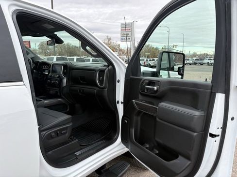 Used 2022 Chevrolet Silverado 3500 LTZ w/ LTZ Plus Package image 27