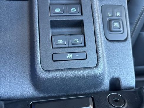 New 2025 Ford Bronco Badlands w/ Sasquatch Package image 24