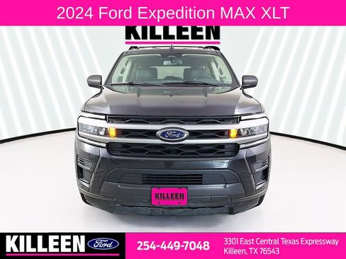 Used 2024 Ford Expedition Max XLT AWD/4WD image 2