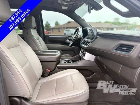 Used 2021 GMC Yukon XL SLT w/ SLT Luxury Plus Package AWD/4WD image 26