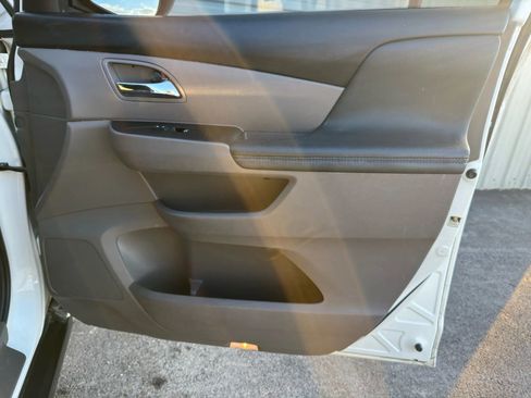 Used 2014 Honda Odyssey EX-L image 13