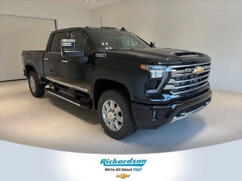New 2026 Chevrolet Silverado 2500 High Country w/ High Country Premium Package AWD/4WD image 1