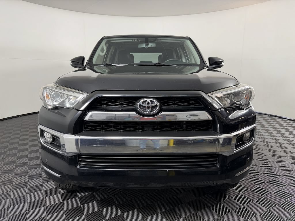 Used 2017 Toyota 4Runner Limited AWD/4WD image 2