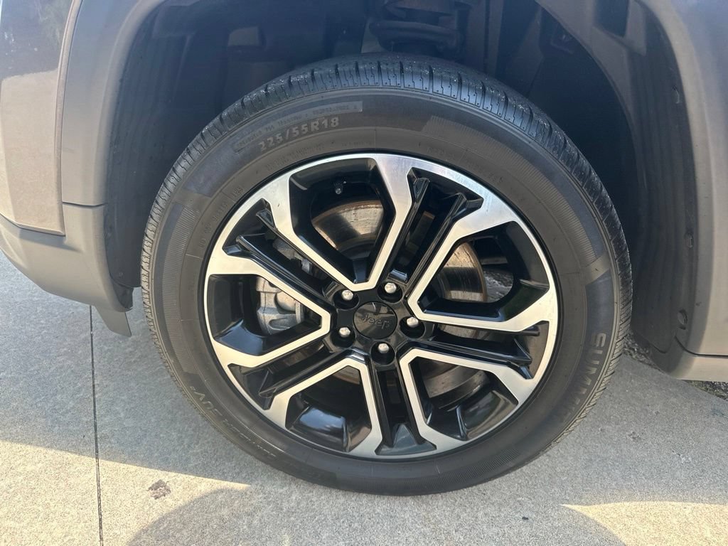 Used 2024 Jeep Compass Limited AWD/4WD image 32