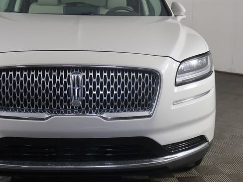 Used 2023 Lincoln Nautilus FWD image 12
