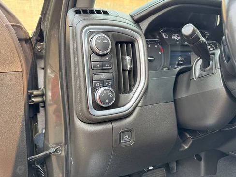 Used 2022 GMC Sierra 2500 SLE AWD/4WD image 26