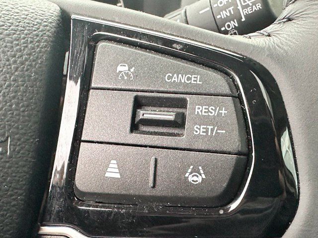 Used 2025 Honda Odyssey EX-L image 12