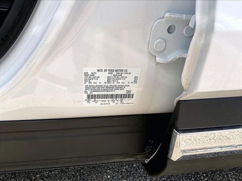 Used 2023 Ford Explorer XLT w/ Equipment Group 202A AWD/4WD image 35