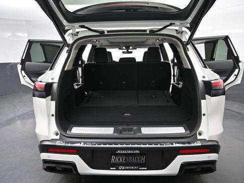 Used 2023 INFINITI QX60 Luxe w/ Performance Audio Package AWD/4WD image 10