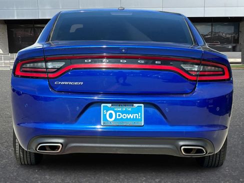 Used 2020 Dodge Charger SXT w/ Leather Interior Group RWD image 8