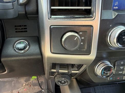 Used 2020 Ford F350 Platinum AWD/4WD image 23